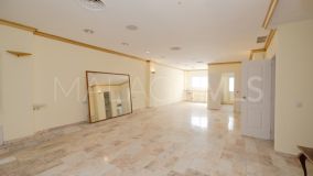 Kommersiella Lokaler for sale in Marbella - Puerto Banus