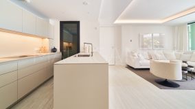Apartamento en venta en Guadalobon, Estepona Oeste