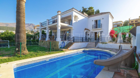 Stunning 4-Bedroom House in Valle Romano, Estepona