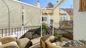 Maison de Ville for sale in Puerto Blanco, Estepona Ville