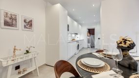 Apartment for sale in El Paraiso Playa, Estepona East