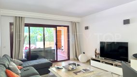 For sale ground floor apartment in Bel Air with 2 bedrooms