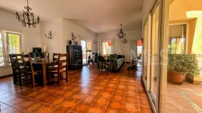 Maison for sale in La Duquesa, Manilva