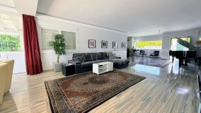 Villa for sale in S. Pedro Centro, San Pedro de Alcantara