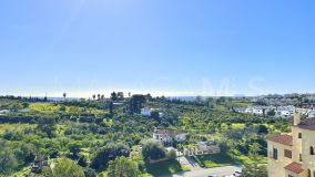 Penthouse for sale in La Resina Golf, Estepona East