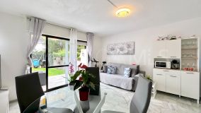 Erdgeschosswohnung zu verkaufen in Buenas Noches, Estepona Westen