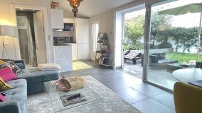 Apartment for sale in Puerto Romano, Estepona East