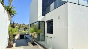Villa en venta en El Campanario, Estepona Este