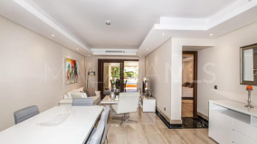 Appartement rez de chaussée for sale in Bahia de la Plata, Estepona Est
