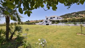 Villa for sale in Casares