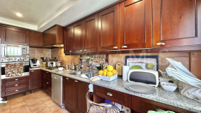 Maison de Ville for sale in Puerto Alto, Estepona Ville