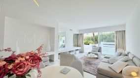 Apartment for sale in Alcazaba, Marbella - Puerto Banus