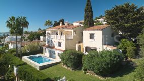 Villa for sale in Buenas Noches, Estepona Ouest