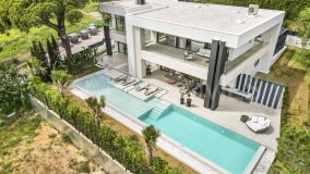 Villa for sale in Rocio de Nagüeles, Marbella Golden Mile