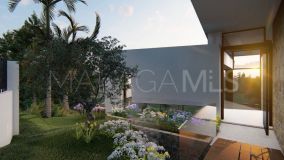 Villa for sale in Estepona