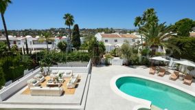 For sale villa in Marbella City