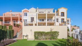 4 bedrooms villa for sale in Benahavis