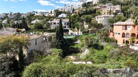 Grundstück zu verkaufen in Los Arqueros, Benahavis