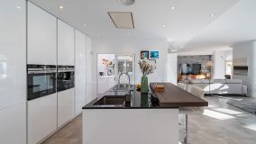 Lägenhet for sale in Jardines Colgantes, Marbella Golden Mile