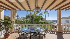 Villa for sale in Costabella, Marbella East