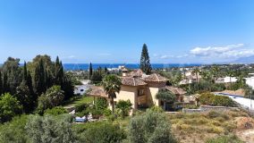 Plot for sale in El Rosario, Marbella East