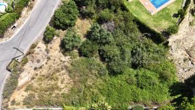 Plot for sale in El Rosario, Marbella East
