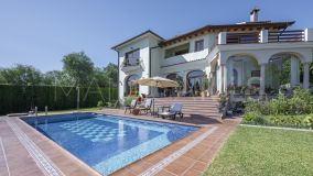 Villa for sale in El Rosario, Marbella Est
