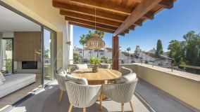 Lägenhet for sale in Cascada de Camojan, Marbella Golden Mile