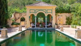 Unik Byggnad for sale in Arroyo de las Cañas, Estepona Öst