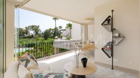 Wohnung zu verkaufen in Bahía del Velerín, Estepona Ost