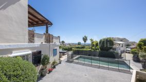 Villa en venta en Estepona