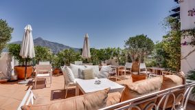 Penthouse for sale in Nueva Andalucia, Marbella
