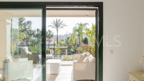 Markplanslägenhet for sale in Atalaya de Rio Verde, Nueva Andalucia