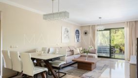Lägenhet for sale in Hacienda El palmeral, Nueva Andalucia