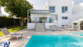 Villa for sale in Torreblanca, Fuengirola