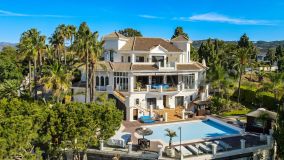 Villa for sale in Hacienda las Chapas, Marbella East