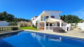 Villa zu verkaufen in Estepona