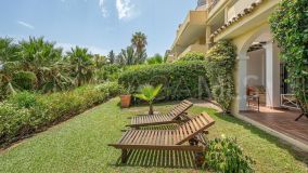 Apartamento Planta Baja en venta en La Quinta, Benahavis