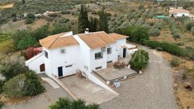 Villa for sale in Pizarra