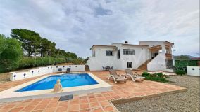 Villa for sale in Pizarra