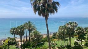 For sale Estepona apartment with 3 bedrooms