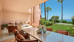 Ground Floor Apartment for sale in Menara Beach, Estepona East