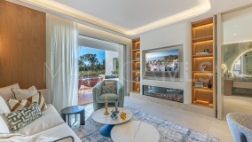Lägenhet for sale in Bahía del Velerín, Estepona Öst