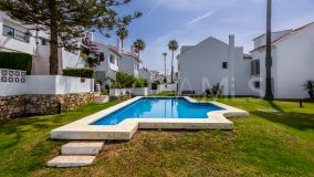 Maison de Ville for sale in Las Chapas, Marbella Est