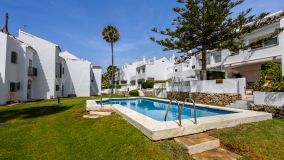Town House for sale in Las Chapas, Marbella East