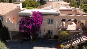 Villa for sale in Fuente del Espanto, Benahavis