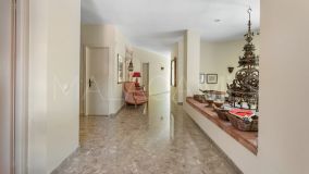 Villa for sale in Fuente del Espanto, Benahavis