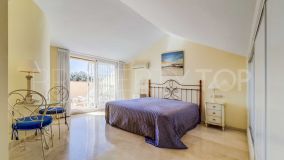 Apartamento en venta en Elviria con 2 dormitorios