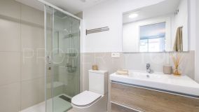 Apartamento planta baja en venta en Benalmadena