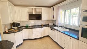 Villa for sale in La Capellania, Benalmadena